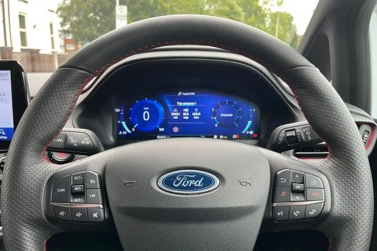 2023-ford-fiesta-15t-st-3-big-11