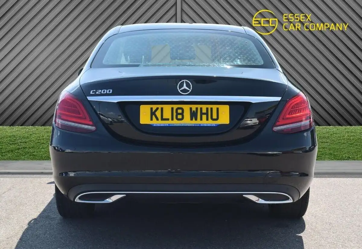 2018-mercedes-benz-c-class-15-c200-sport-premiumss-saloon-4d-big-9