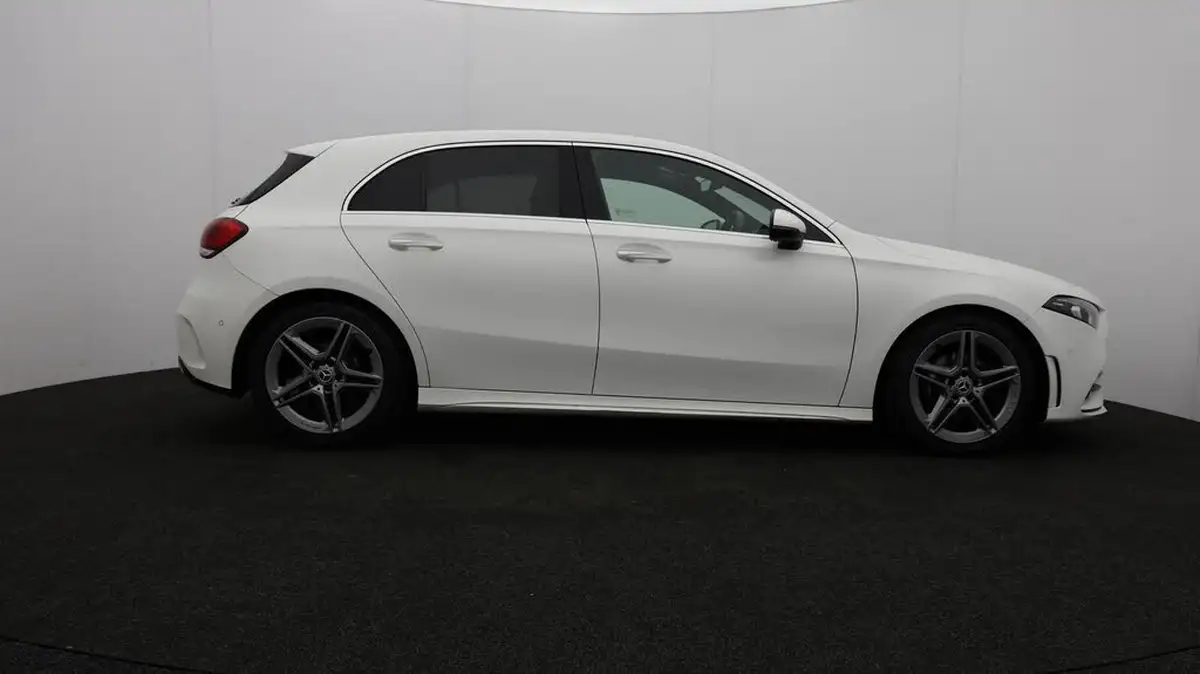 2019-mercedes-benz-a-class-13-a180-amg-line-premium-hatchback-5d-7g-dct-big-42