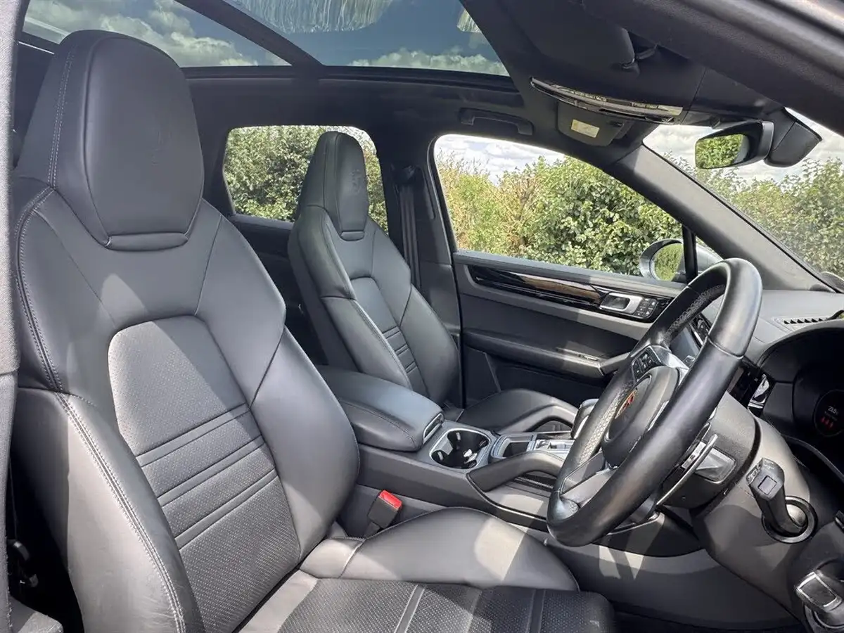 2021-porsche-cayenne-30-v6-station-wagon-big-7