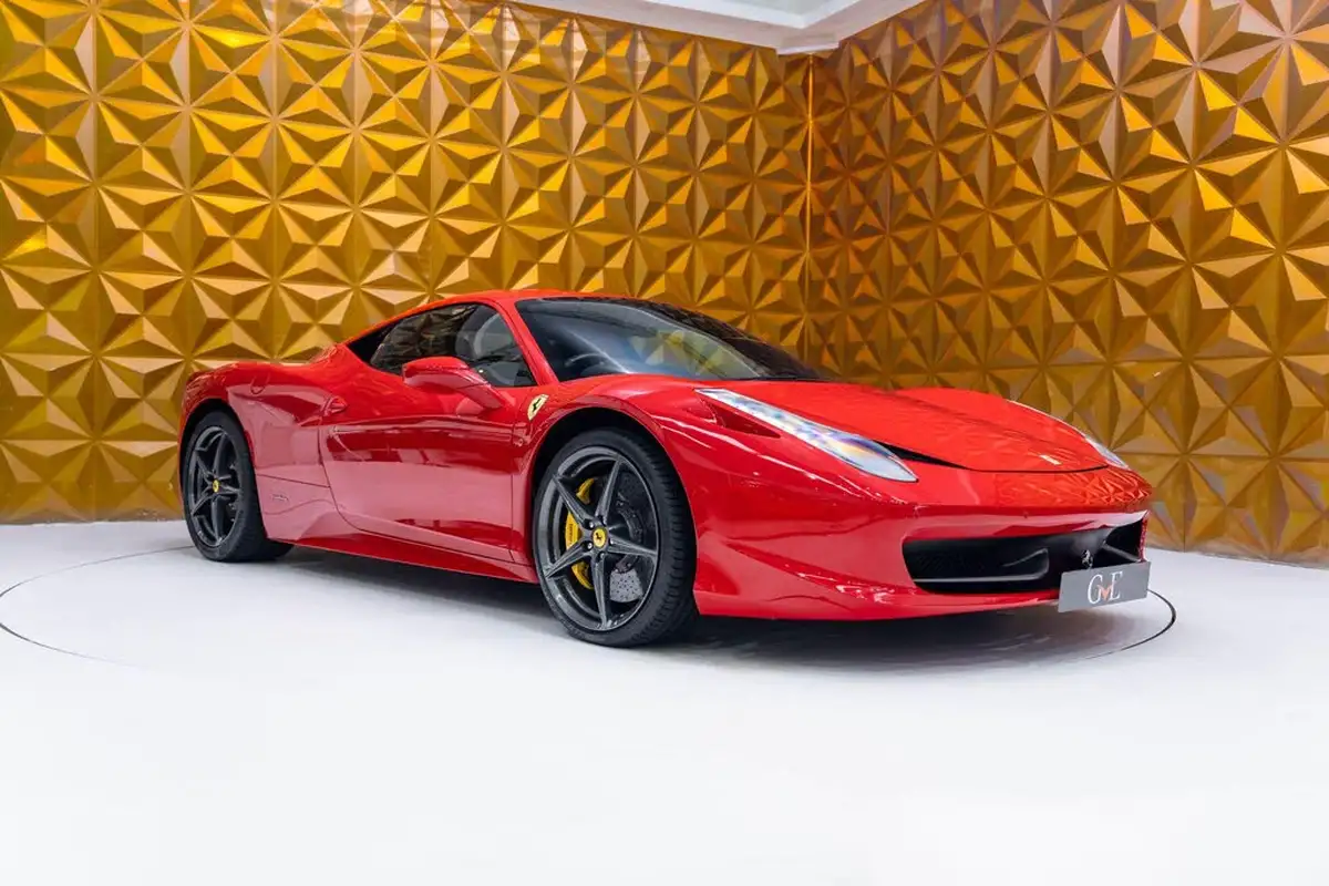2012-ferrari-458-45-italia-big-26