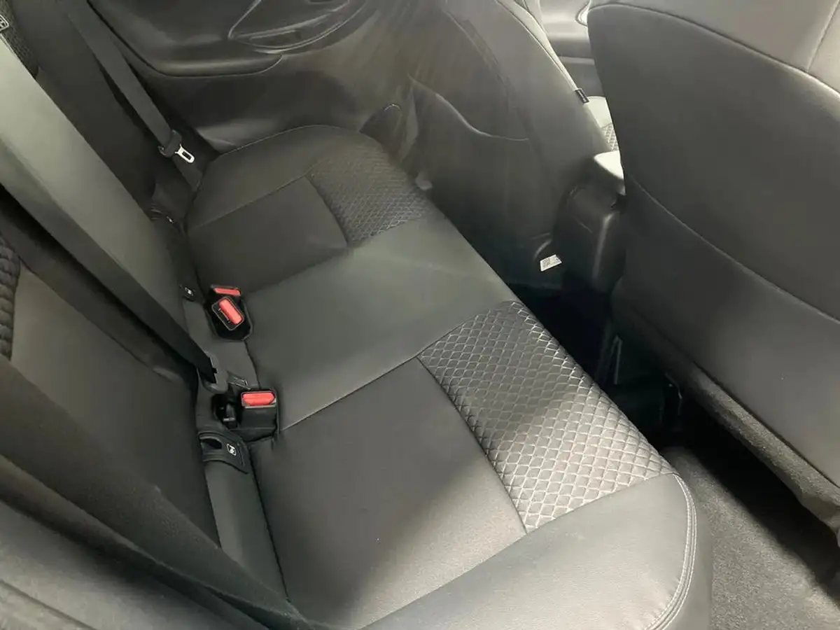 2023-mazda-mazda2-15-select-big-24