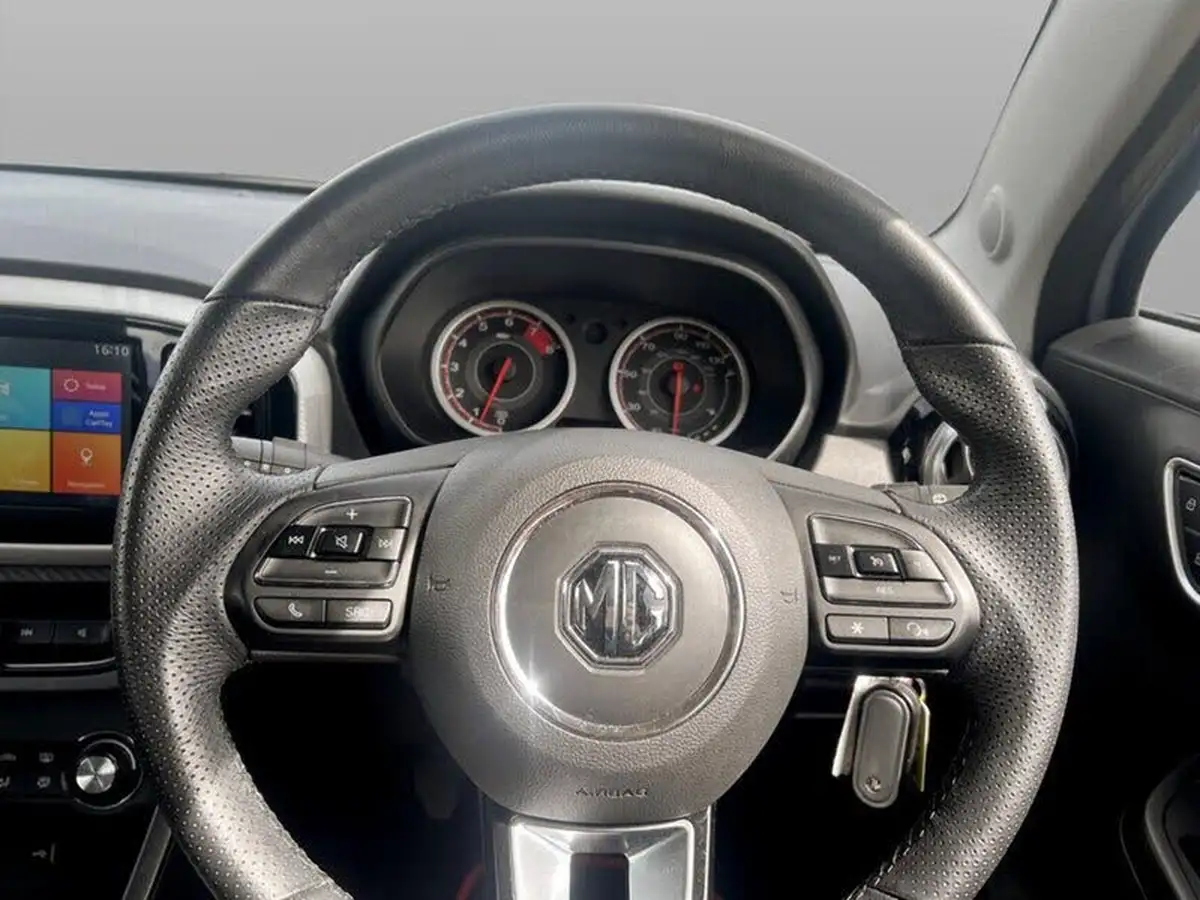 2022-mg-mg3-15-vti-tech-exclusive-nav-big-24