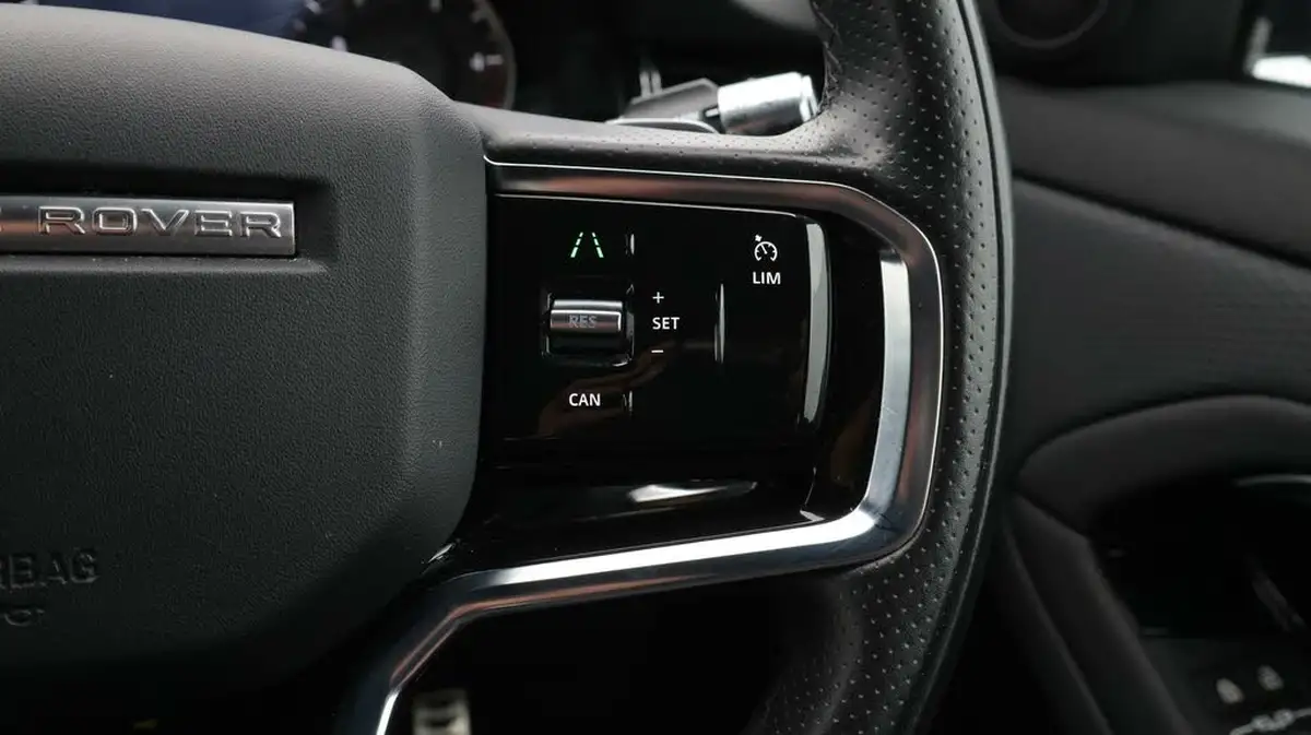 2021-land-rover-range-rover-evoque-20-d200-r-dynamic-s-big-24