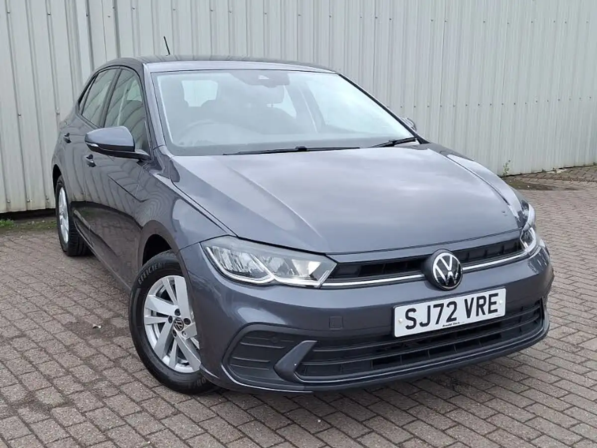 2022-volkswagen-polo-10-life-big-0