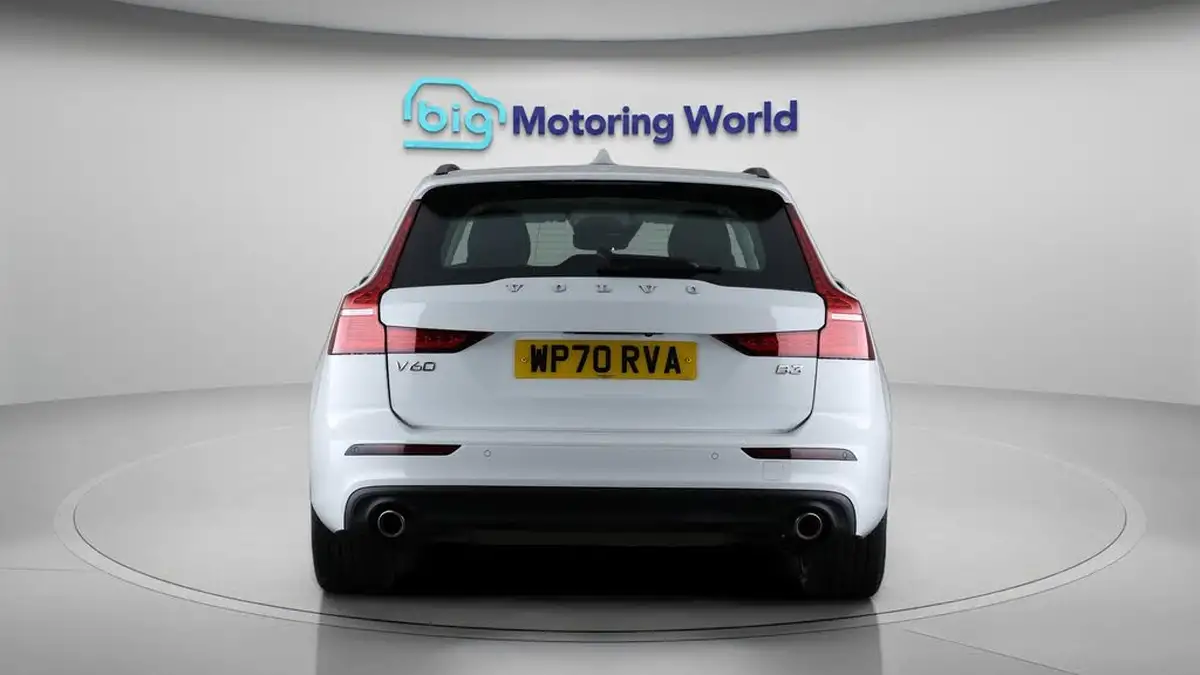 2020-volvo-v60-20-b3-momentum-big-6