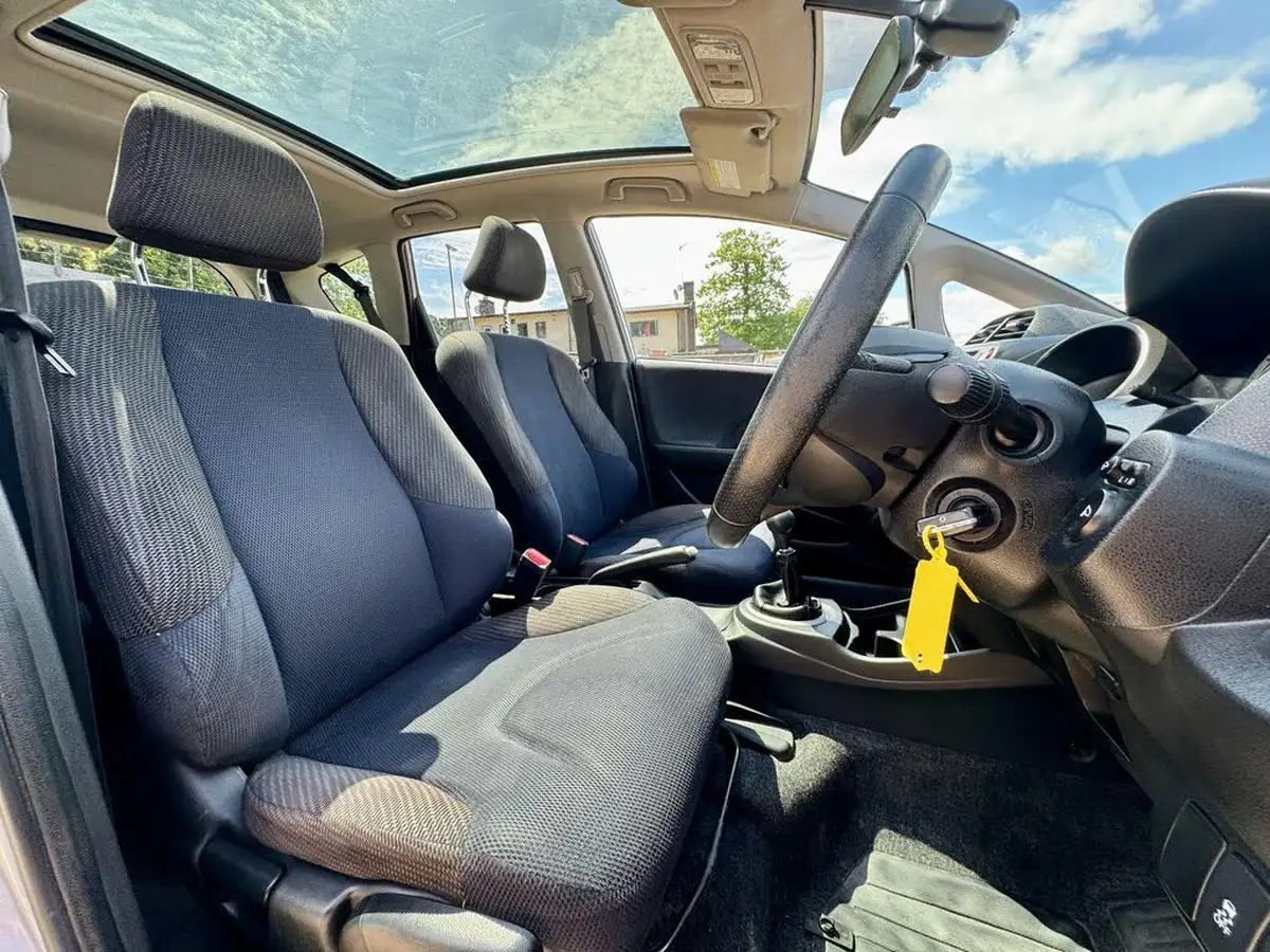 2014-honda-jazz-14-ex-big-27