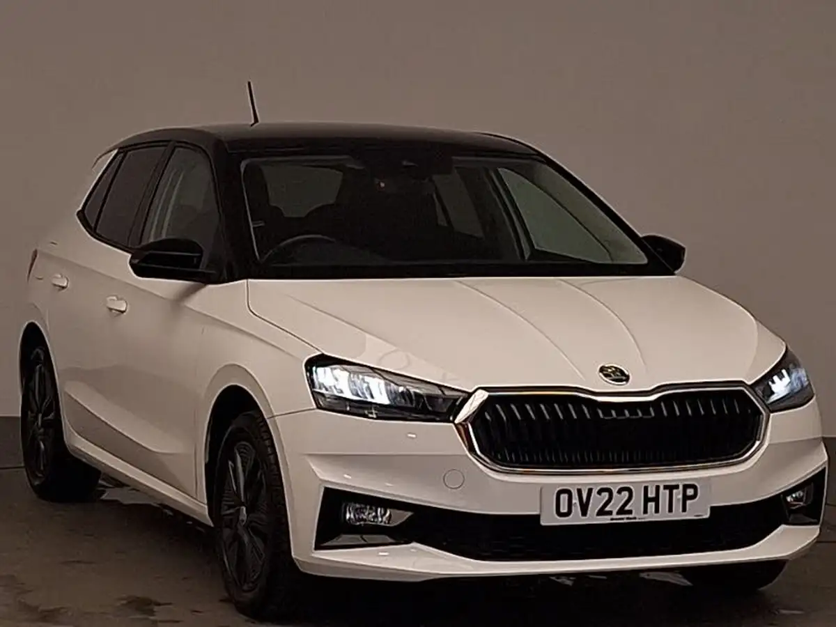 2022-skoda-fabia-10-tsi-colour-edition-109ps-big-0