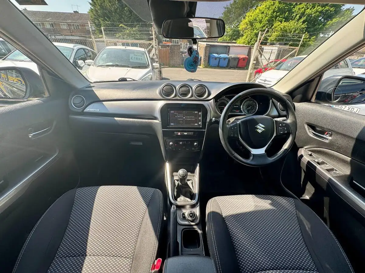 2019-suzuki-vitara-10-boosterjet-sz-t-allgrip-big-15