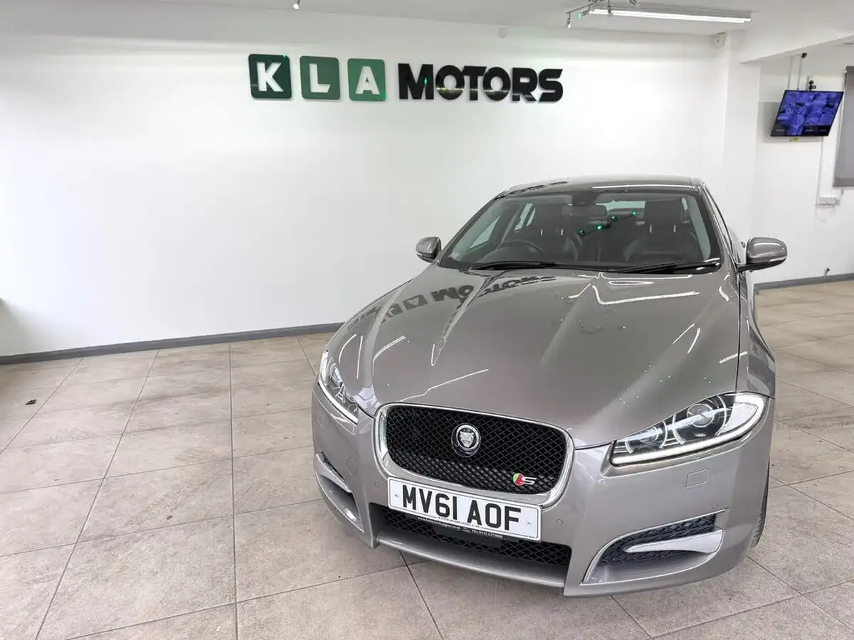 2011-jaguar-xf-30td-s-premium-luxury-271bhp-big-7