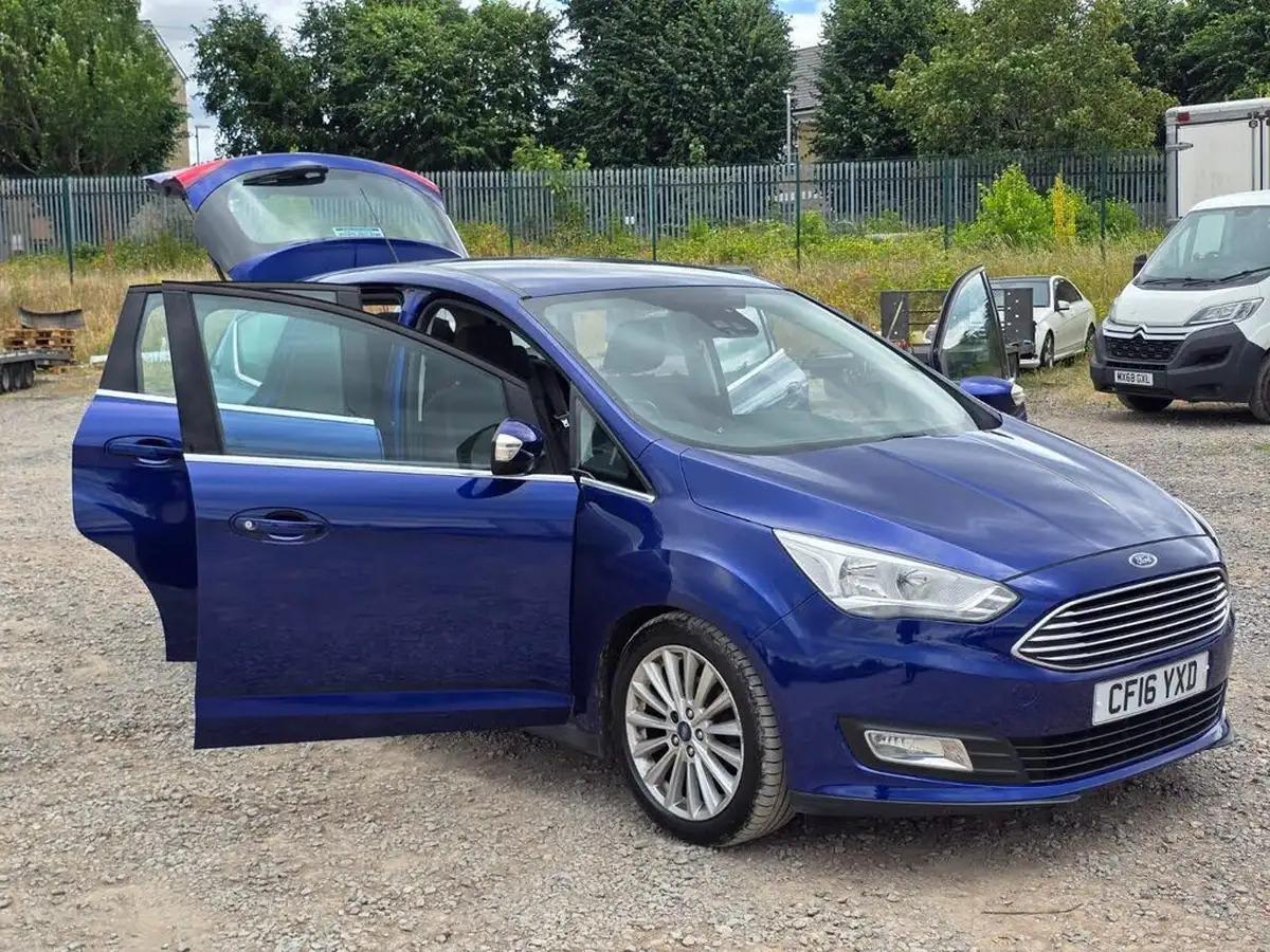 2016-ford-c-max-15tdci-titanium-powershift-big-5
