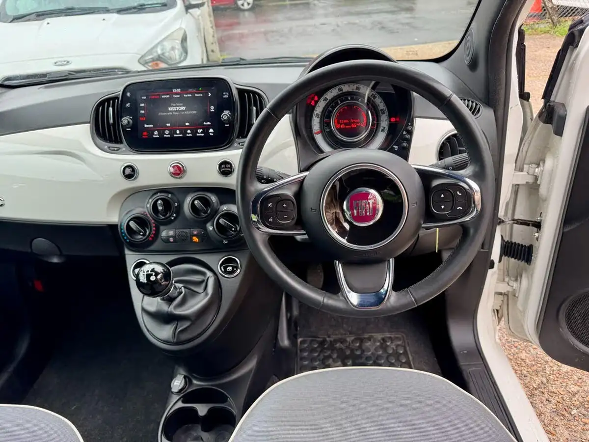 2019-fiat-500-12-lounge-big-15