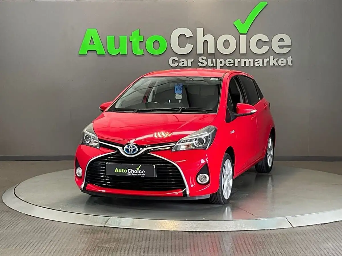 2015-toyota-yaris-15-vvt-i-sport-hybrid-big-6