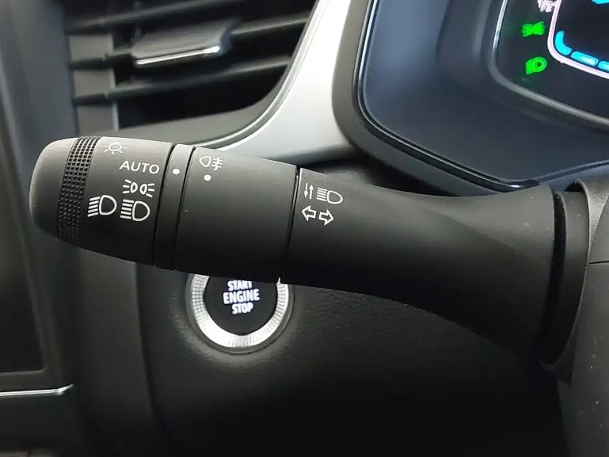 2023-renault-captur-16-techno-145ps-full-big-18