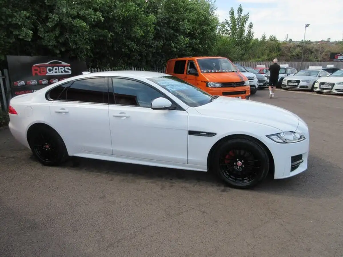 2017-jaguar-xf-20td-r-sport-163ps-saloon-4d-1999cc-big-6