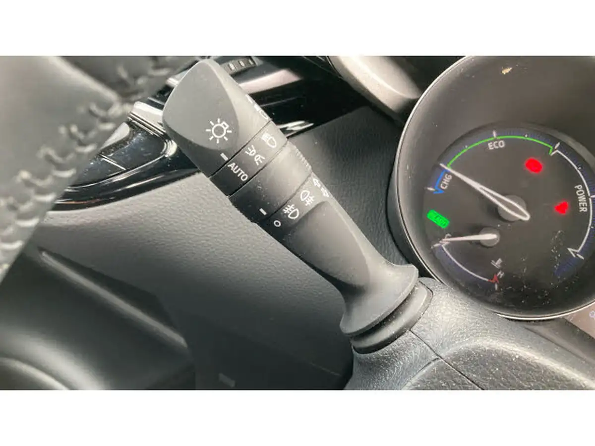 2023-toyota-c-hr-18-vvt-i-icon-120bhp-big-26