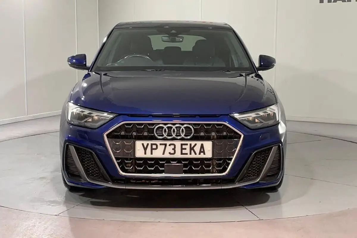 2023-audi-a1-10-30-tfsi-s-line-big-5