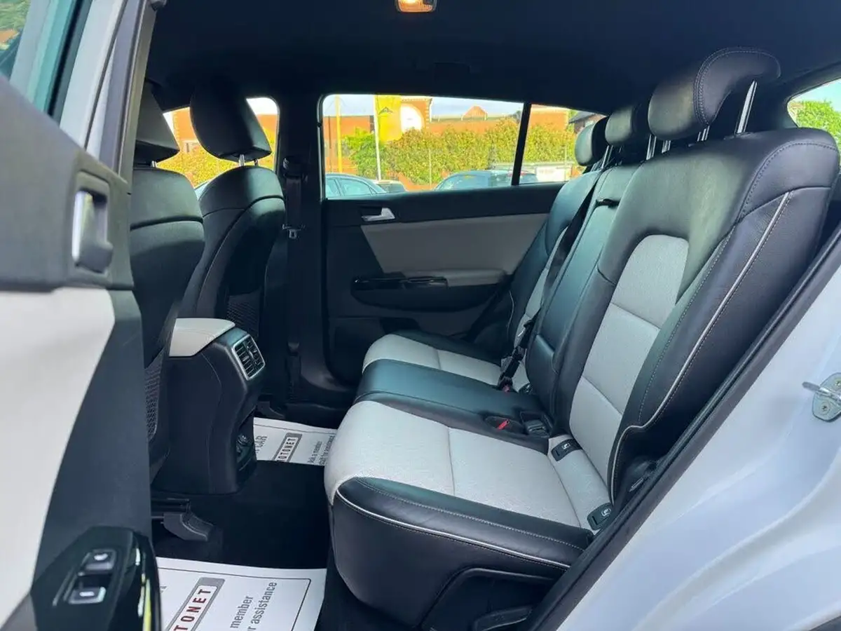 2020-kia-sportage-16crdi-gt-line-48v-dct-big-7