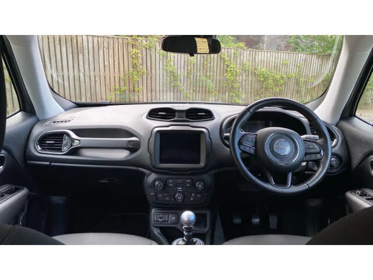 2020-jeep-renegade-10-gse-night-eagle-ii-big-9