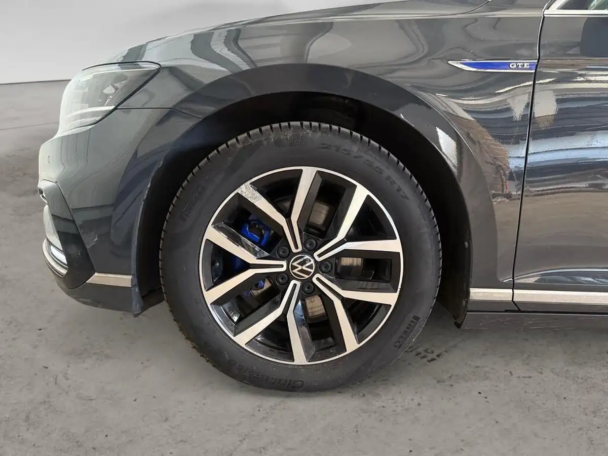 2021-volkswagen-passat-14-tsi-gte-saloon-4d-big-40