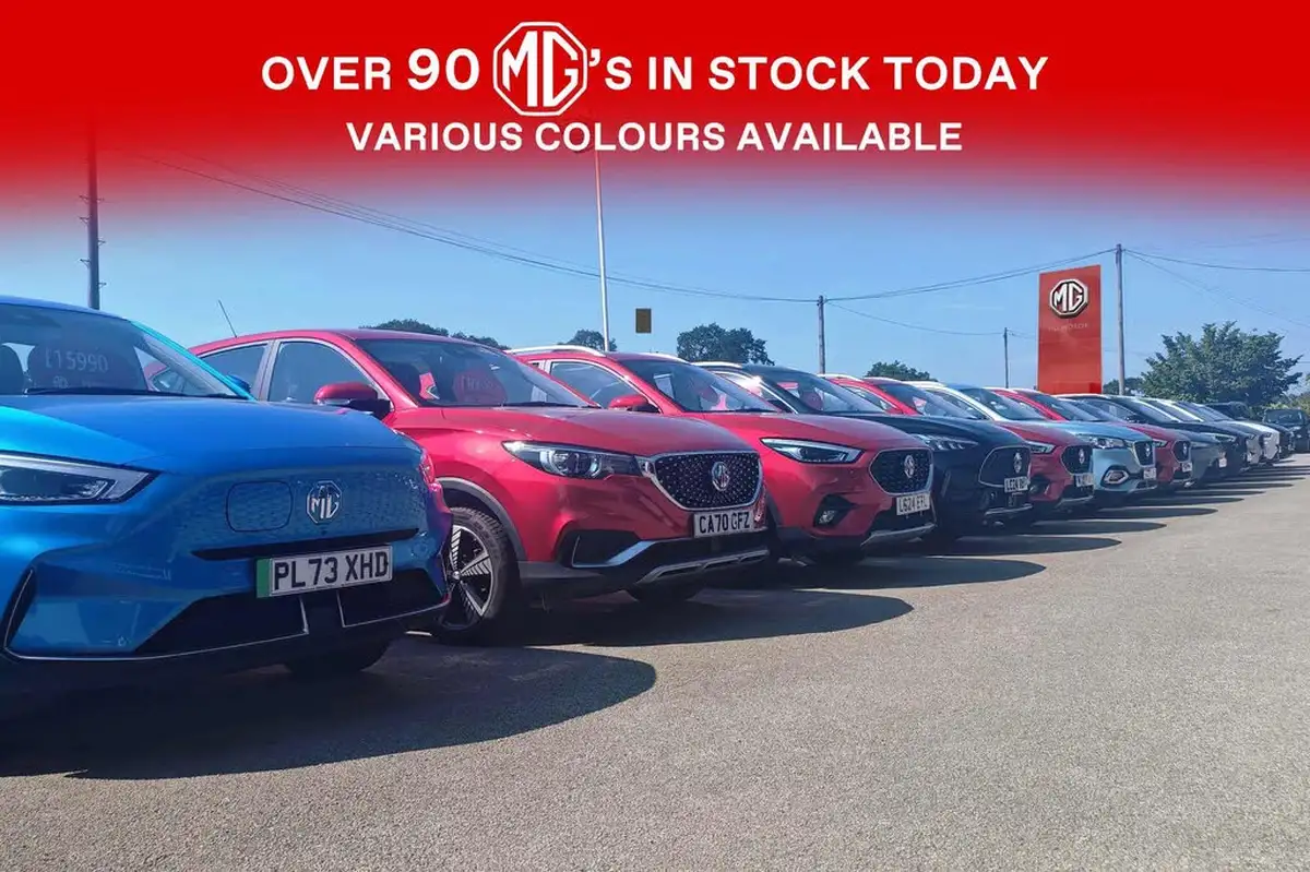 2024-mg-hs-15t-gdi-trophy-162ps-1490cc-big-2
