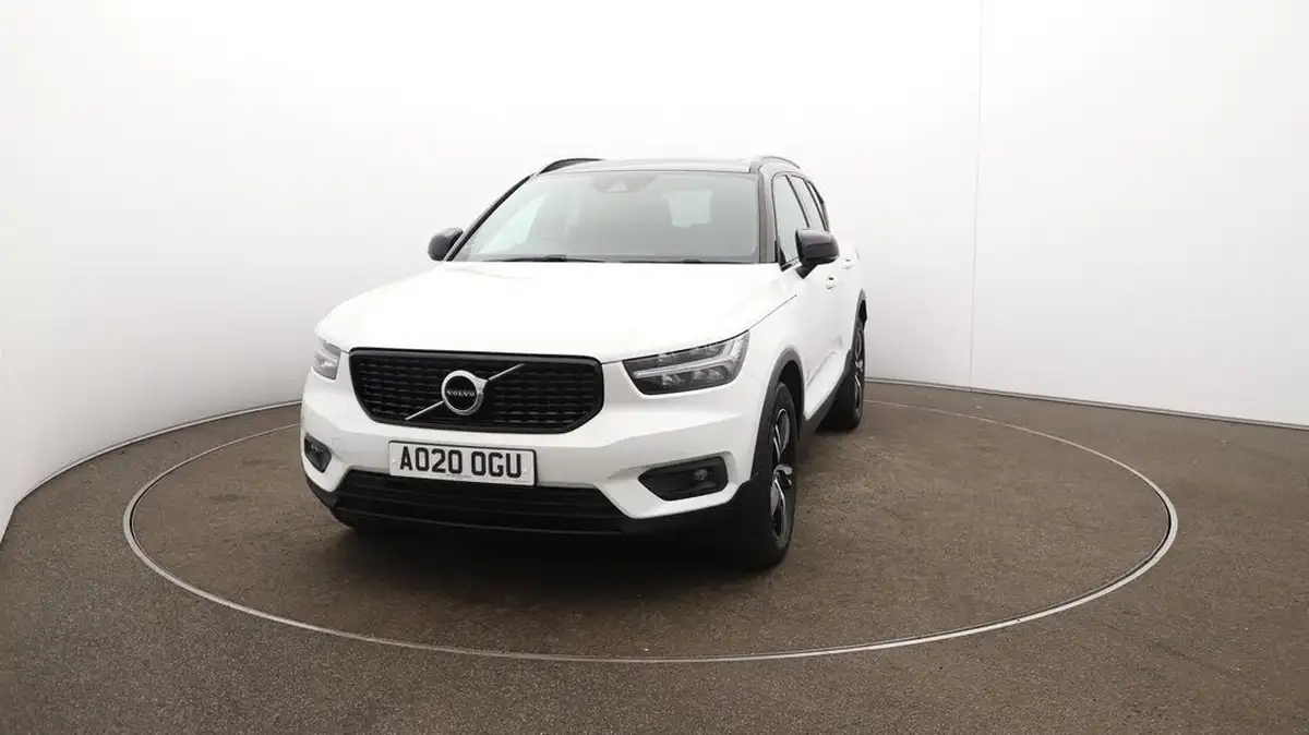 2020-volvo-xc40-20-t4-r-design-awd-big-38