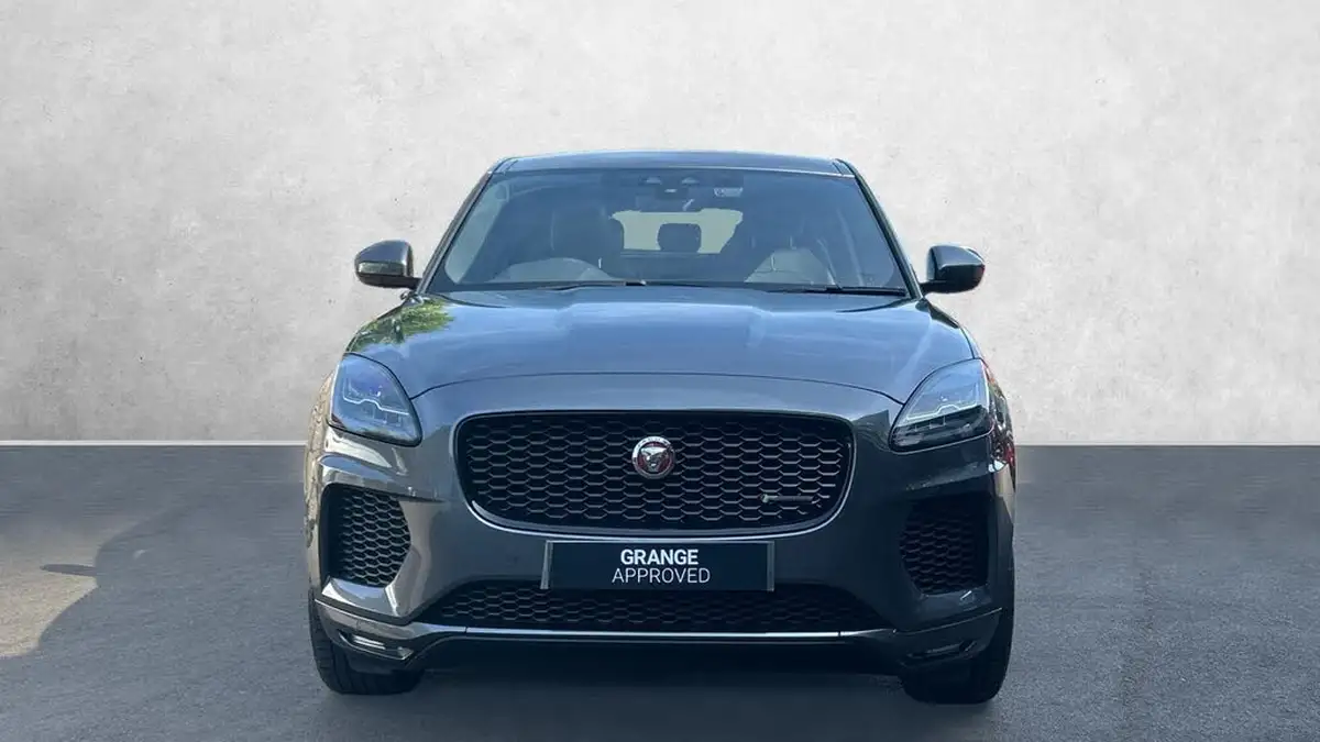 2019-jaguar-e-pace-20-i4d-chequered-flag-180ps-big-6