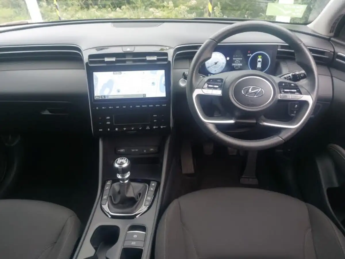 2023-hyundai-tucson-16-t-gdi-premium-150ps-big-2