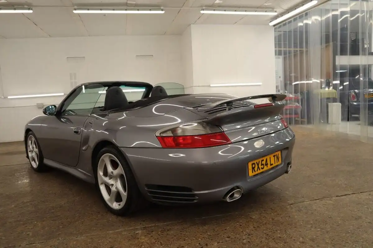 2004-porsche-911-big-6