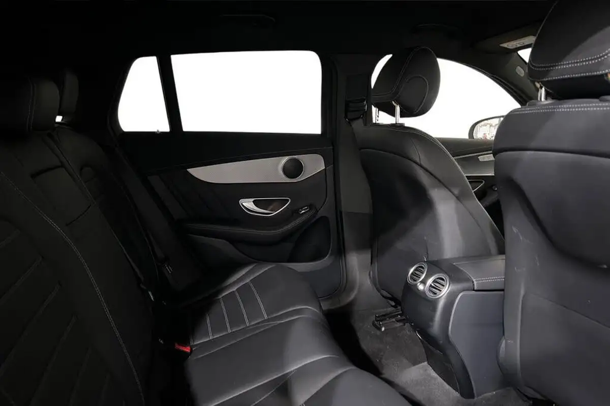 2020-mercedes-benz-eqc-e-eqc-400-amg-line-big-6