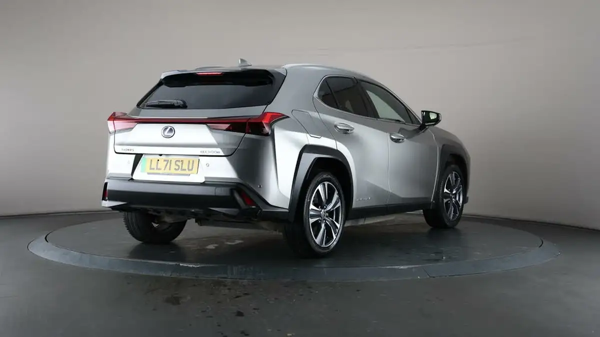 2021-lexus-ux-300e-e-ux-big-66