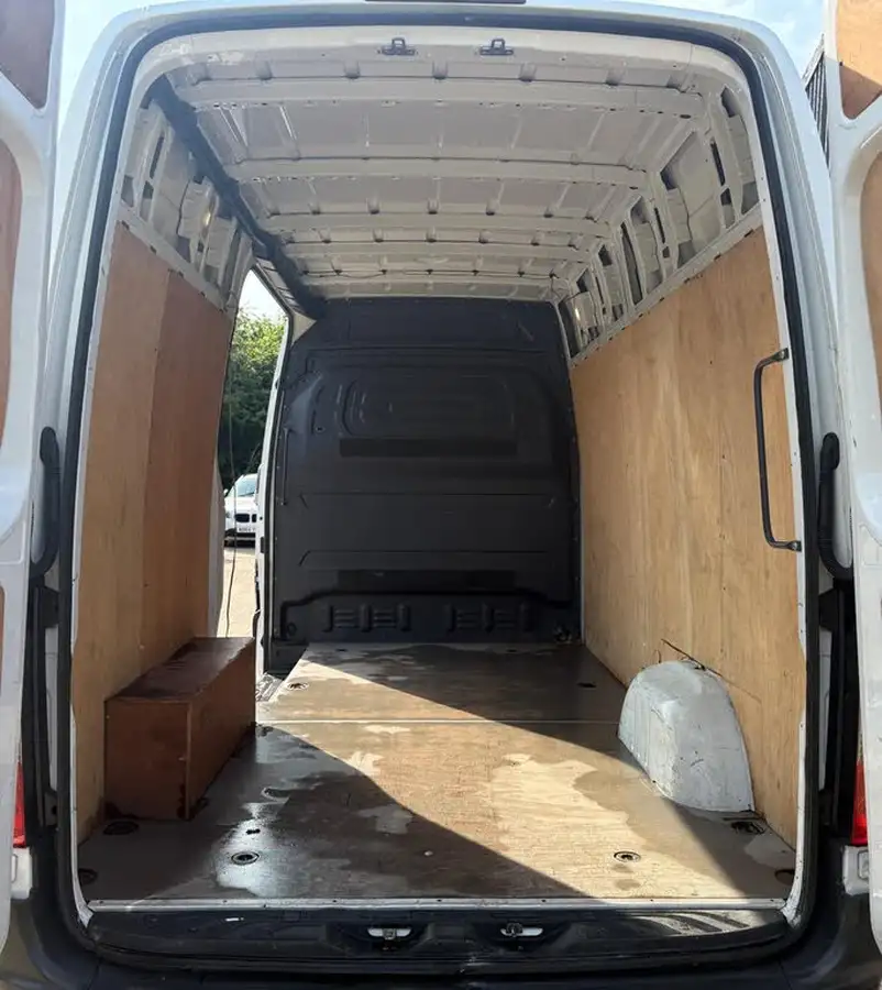 2019-mercedes-benz-sprinter-21cdi-314-l2h1-143pseu6c-panel-van-fwd-big-16