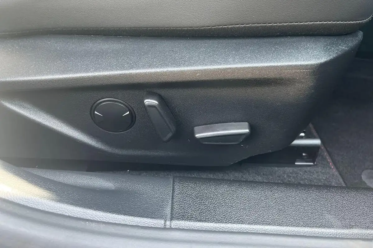 2023-ford-focus-10t-st-line-x-125ps-hybrid-mhev-hatchback-powershift-big-21
