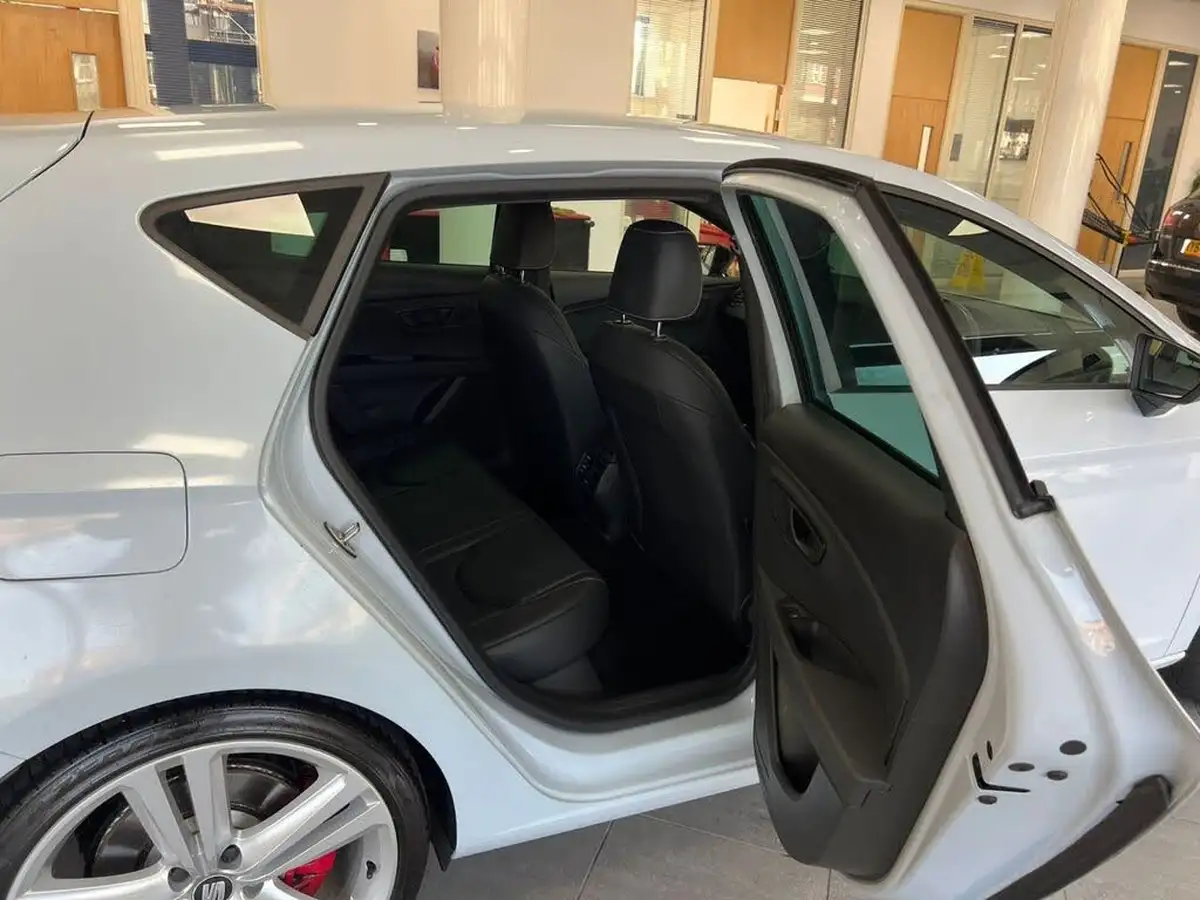 2014-seat-leon-20-cupra-280-ss-hatchback-5d-dsg-big-48