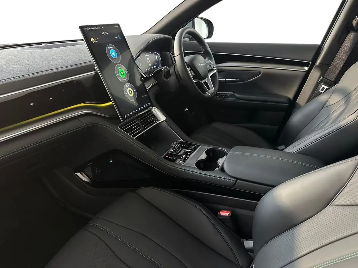 2025-byd-seal-15-comfort-big-10