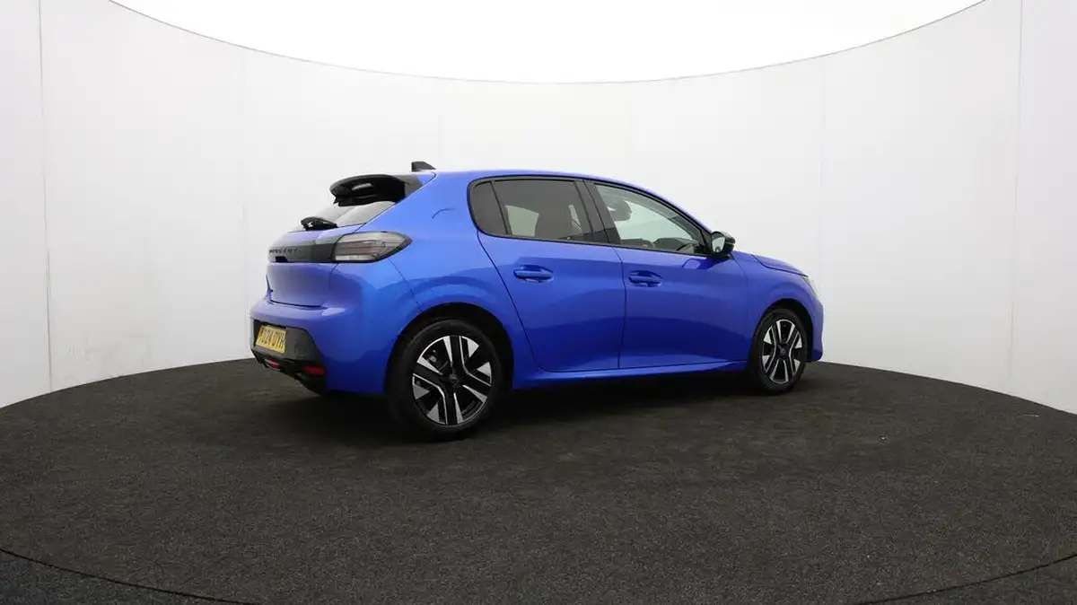 2024-peugeot-208-12-puretech-allure-big-14