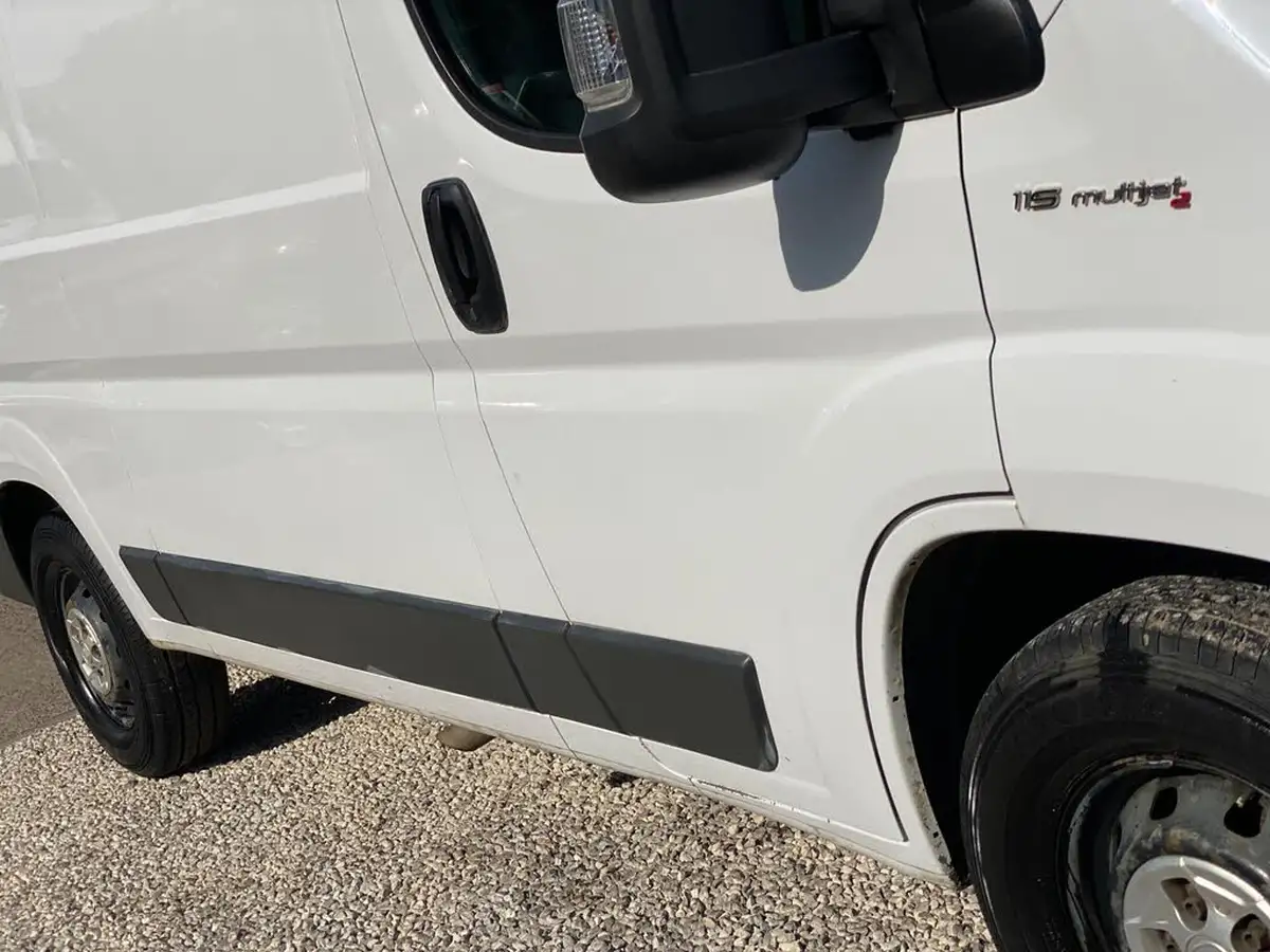 2017-fiat-ducato-20td-35-lh2-panel-big-18