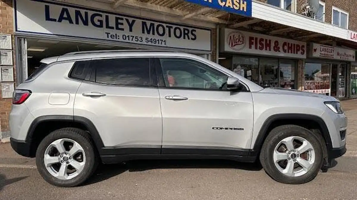 2018-jeep-compass-14-multiair-ii-longitude-big-10