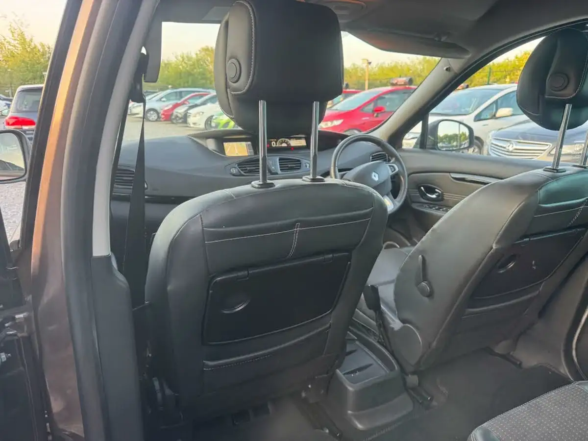 2011-renault-grand-scenic-15td-dynamique-tom-tom-110bhp-big-35