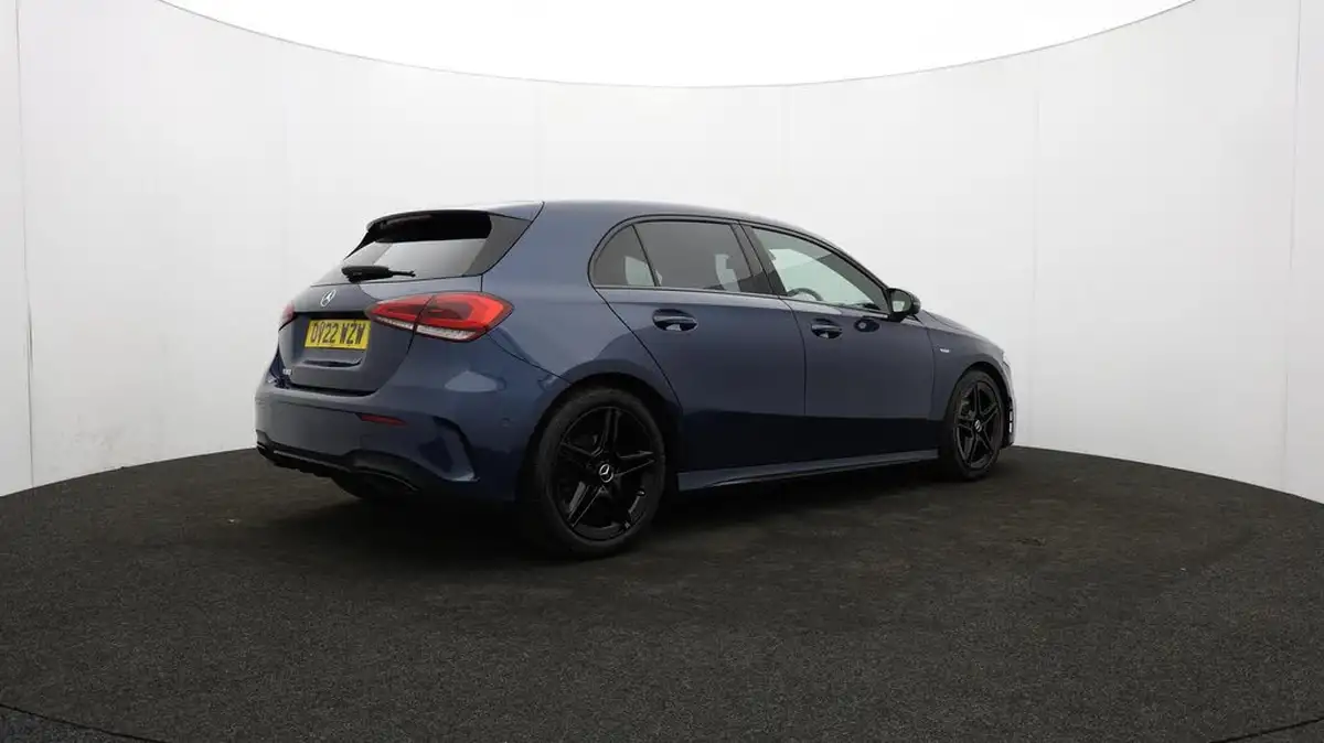 2022-mercedes-benz-a-class-13-a180-amg-line-executive-edition-hatchback-5d-7g-dct-big-36