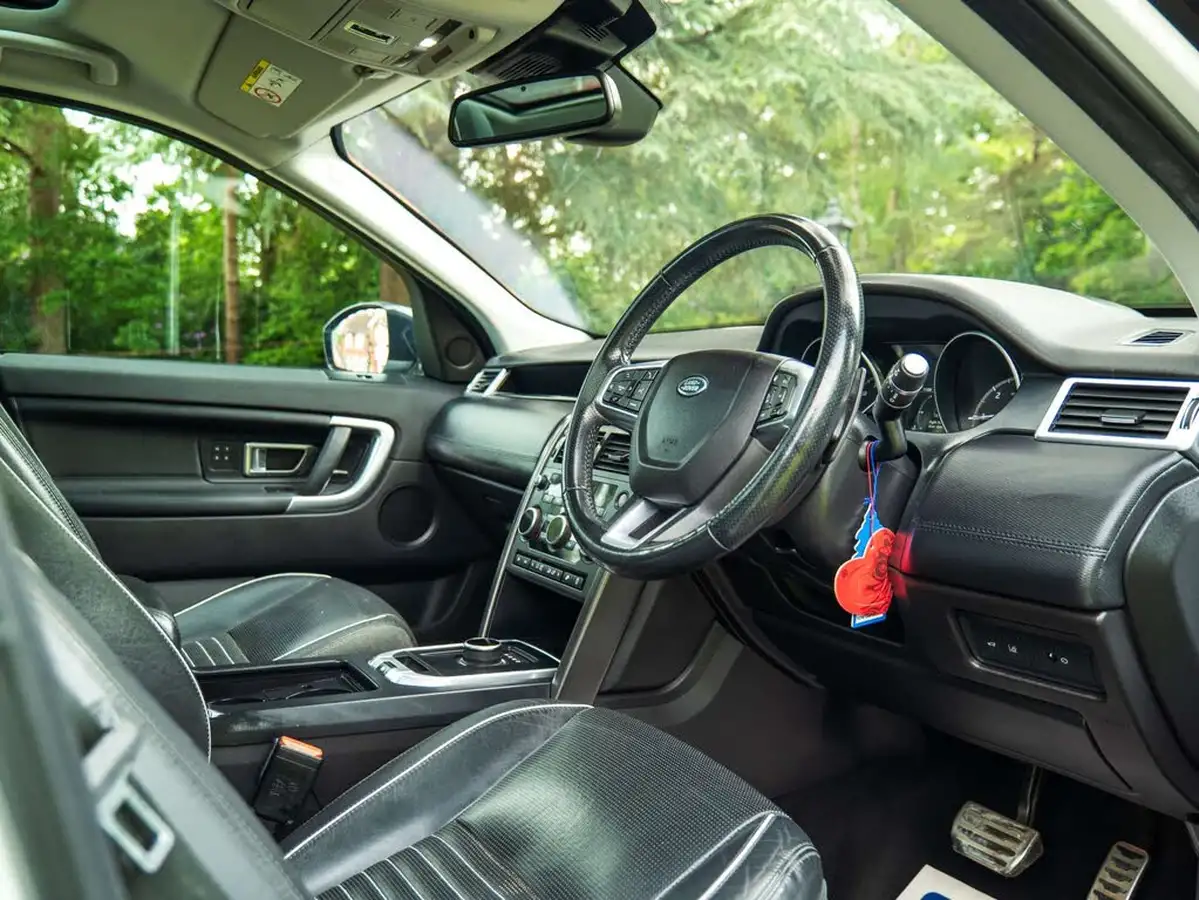 2017-land-rover-discovery-sport-20td4-hse-dynamic-lux-180ps-station-wagon-big-9