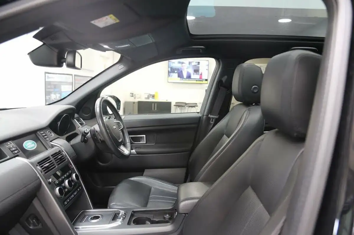 2019-land-rover-discovery-sport-20td4-landmark-big-45