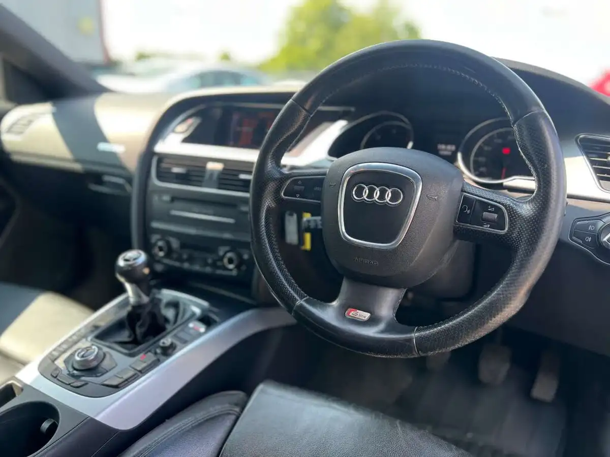 2011-audi-a5-20-tdi-s-line-big-14