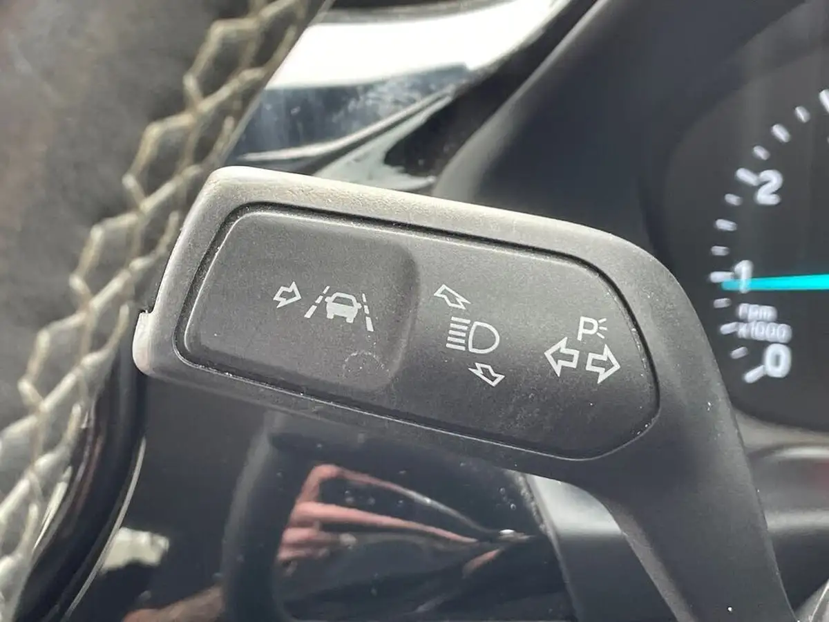 2018-ford-fiesta-10t-active-1-100ps-big-25