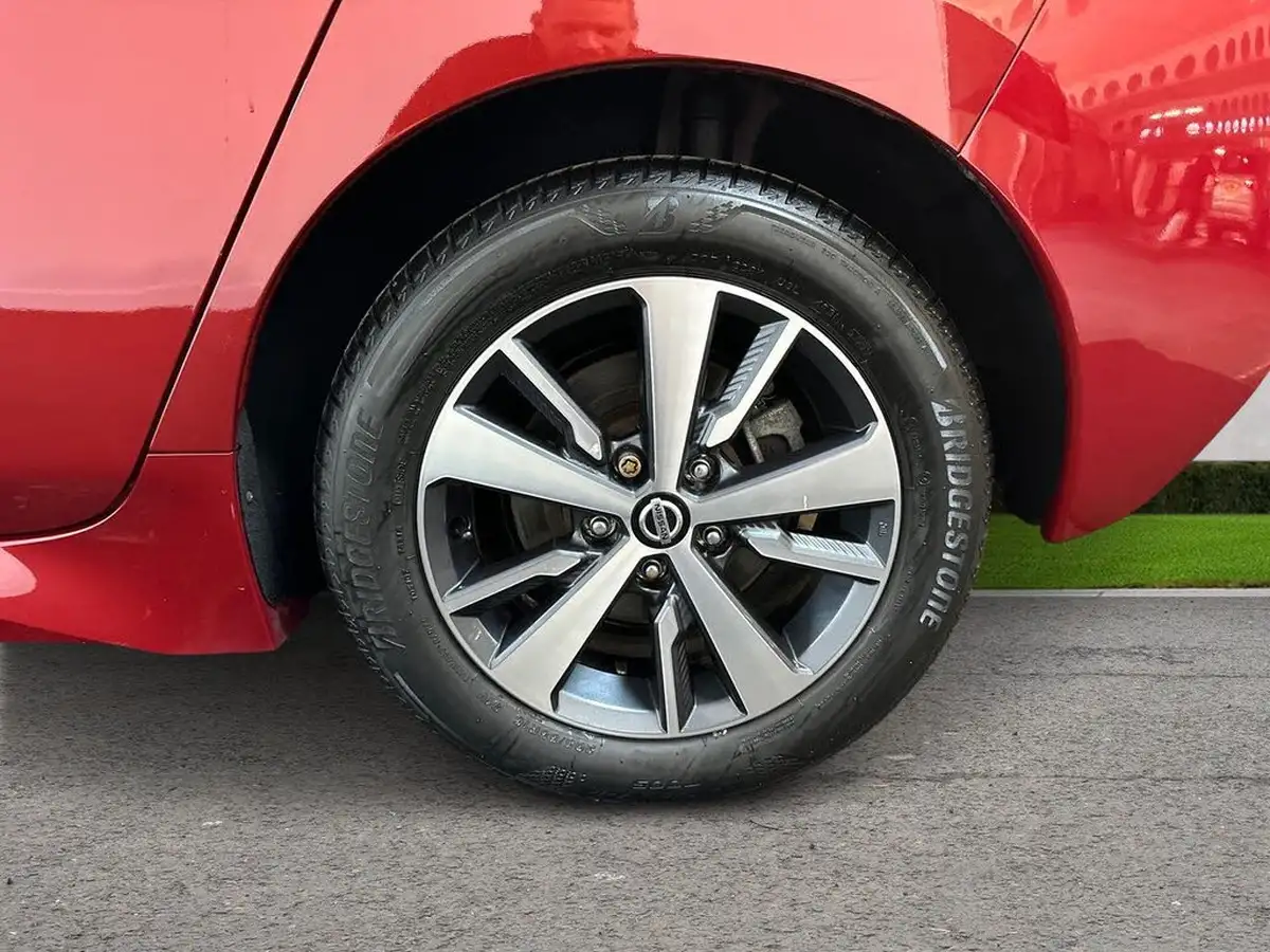 2021-nissan-leaf-e-acenta-big-8
