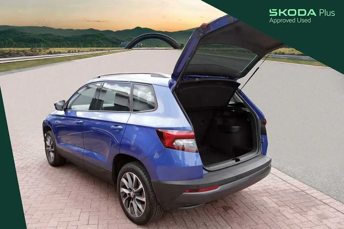 2021-skoda-karoq-15-tsi-se-drive-big-11