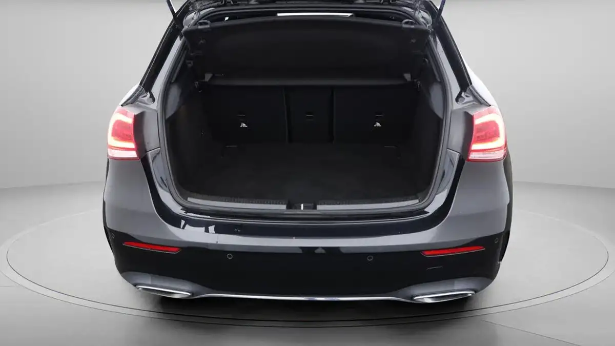 2019-mercedes-benz-a-class-20-a220-amg-line-premium-plus-hatchback-5d-4matic-big-17