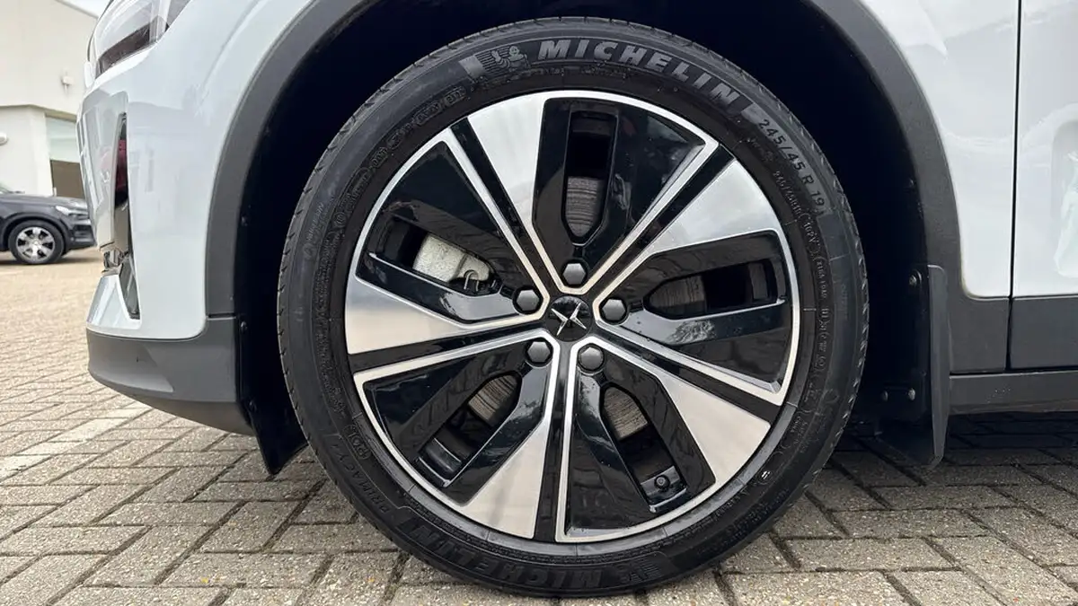 2022-polestar-polestar-2-e-ps2-170kw-standard-single-big-16