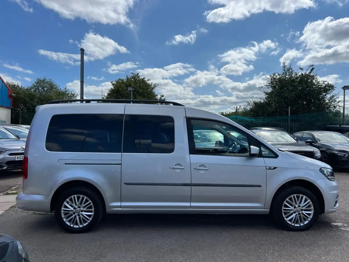 2018-volkswagen-caddy-maxi-life-14-tsi-c20-dsg-big-16