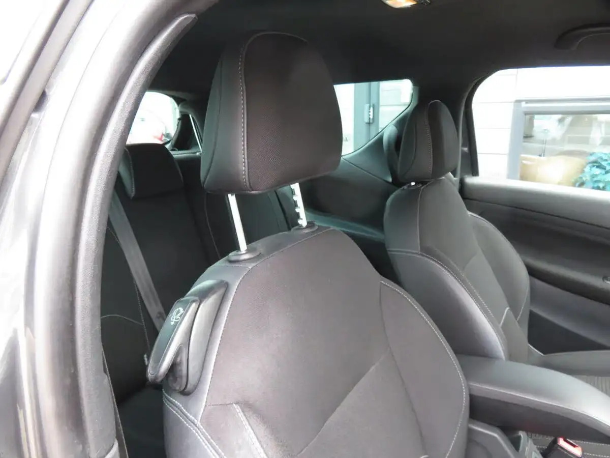 2014-citroen-ds3-16-dstyle-plus-vti-120bhp-big-10